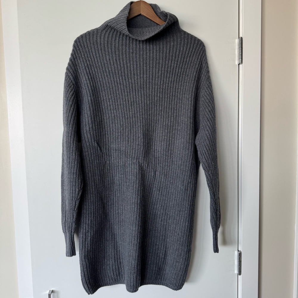 Wilfred Long Sleeve Ribbed Turtleneck Dress in Charcoal Gray - Picture 2 of 8
